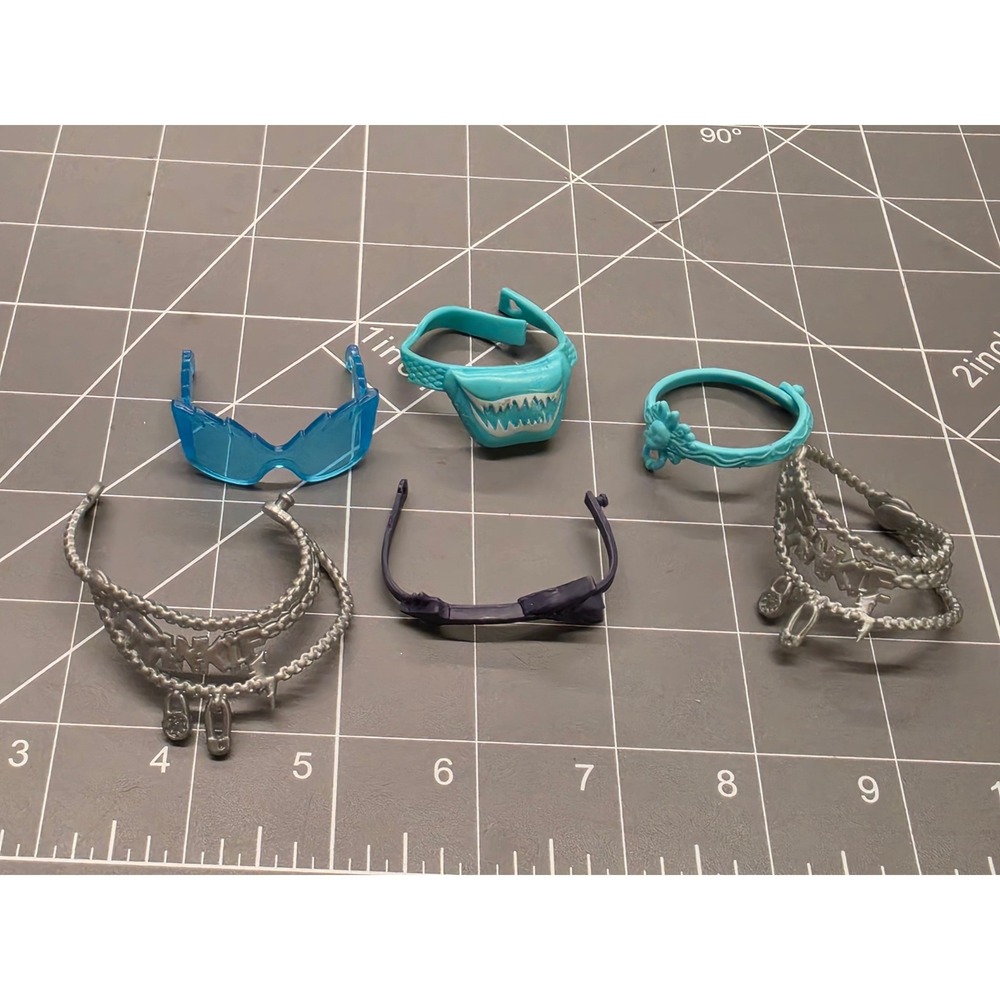 Monster High Doll Accessories Frankie Stein Belt Lagoona Blue Fanny Pack Glasses